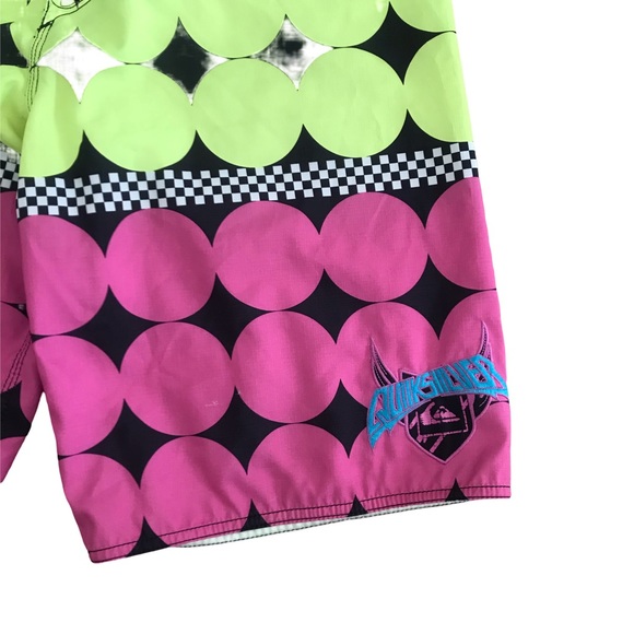 Men’s Quicksilver Board Shorts - Picture 3 of 6
